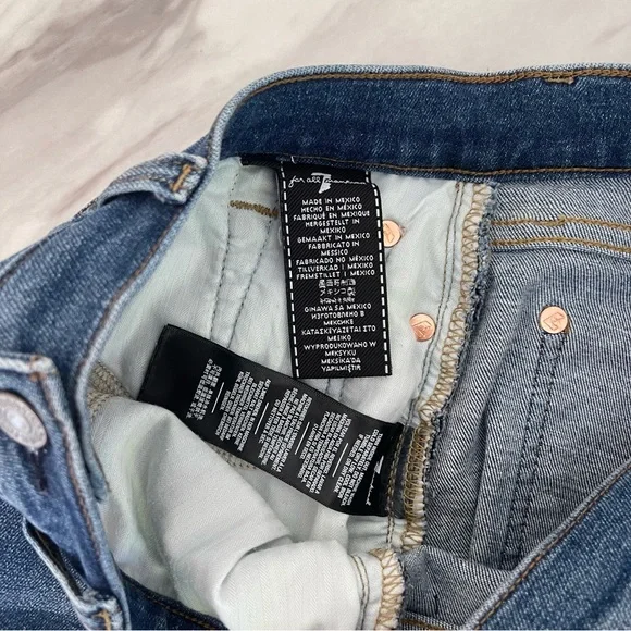 7 For All Mankind High-Rise Frayed Cuff Stretch Denim Jeans Shorts Size 29 - Picture 6 of 8